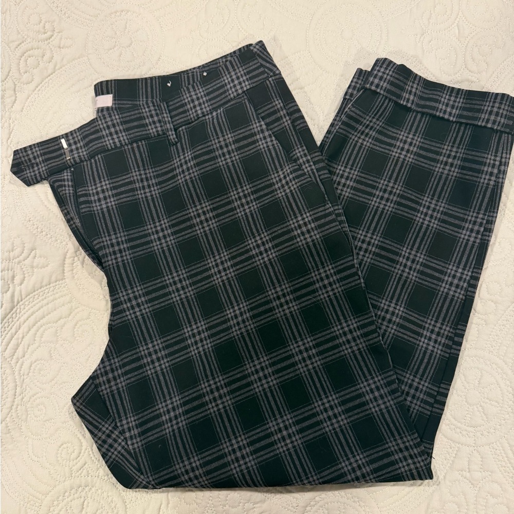 LOFT Women's Black Plaid Cropped Pants